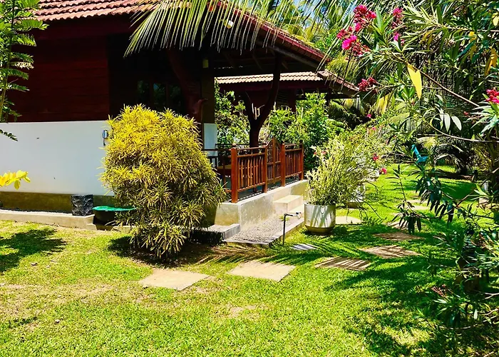 Hanguk Lanka Lagoon Villa